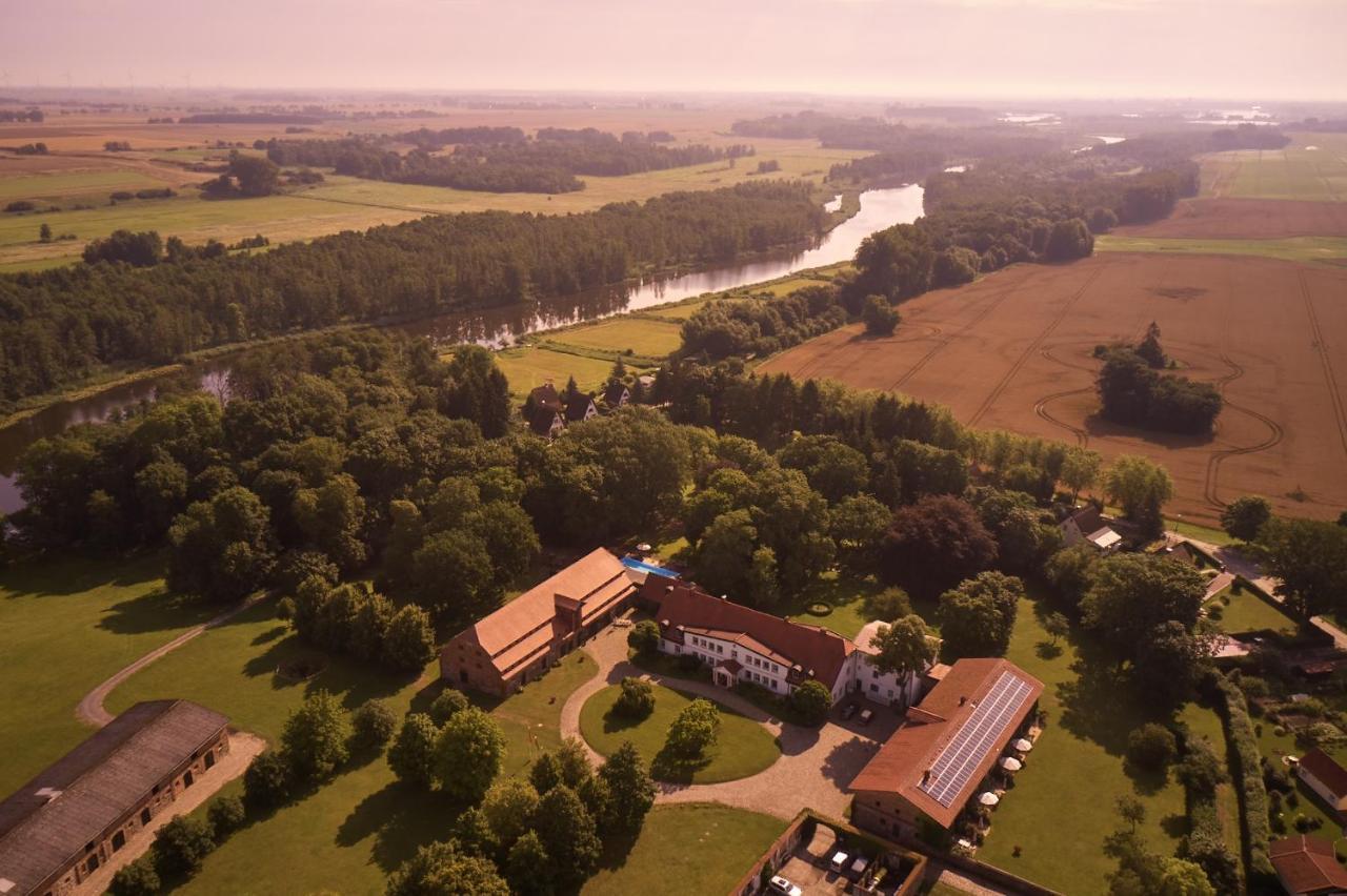 Relais & Chateaux Gutshaus Stolpe Stolpe an der Peene Exterior photo