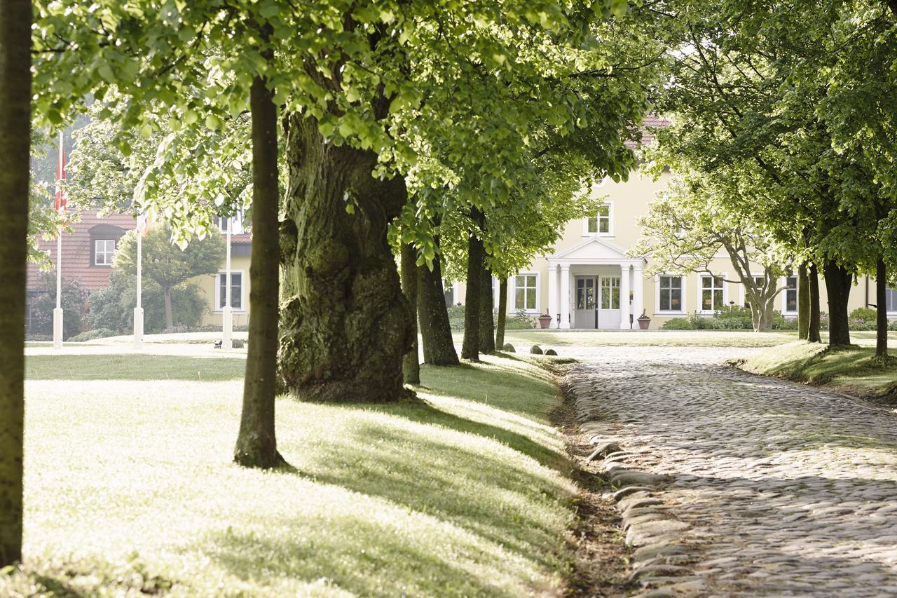 Relais & Chateaux Gutshaus Stolpe Stolpe an der Peene Exterior photo